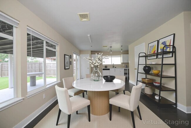 Building Photo - 5115 Summit Lodge Dr