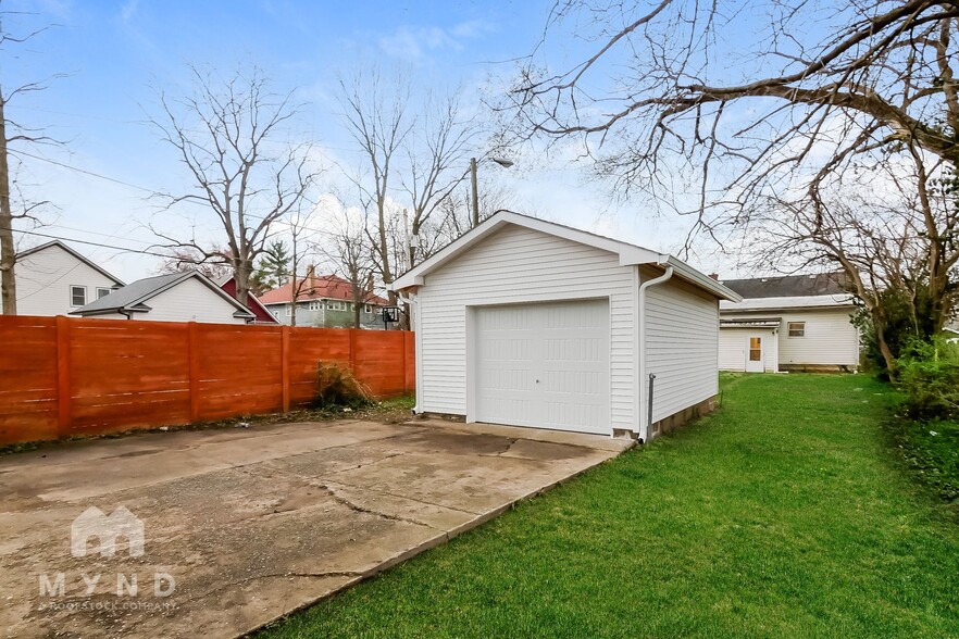 Building Photo - 314 Bernard Ave