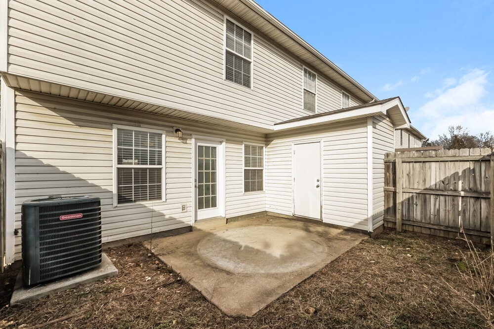 Building Photo - 975 Evie Ann Ln