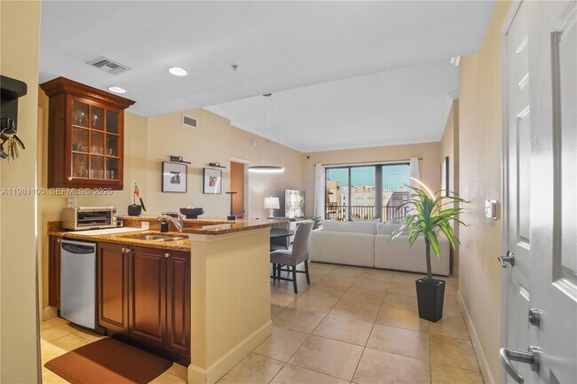 Building Photo - 100 Andalusia Ave