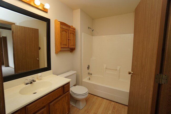 Building Photo - 455 Village Creek Dr