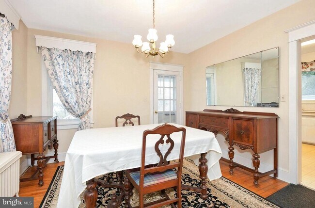 Building Photo - 3728 Brunswick Pike