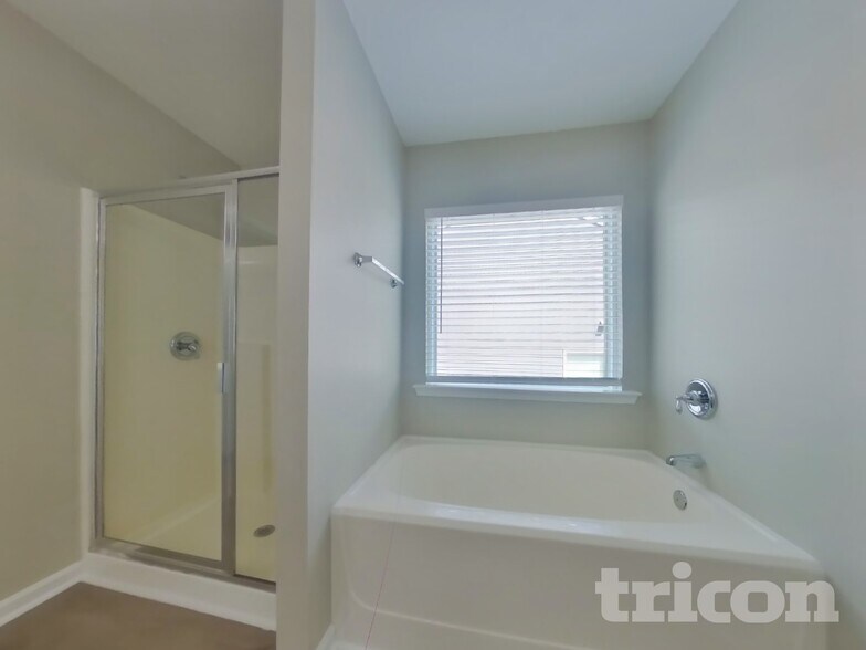 Building Photo - 2377 Proctor Creek Enclave