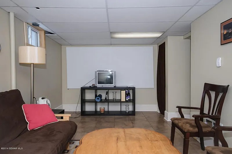 Building Photo - 301 15th Ave SW