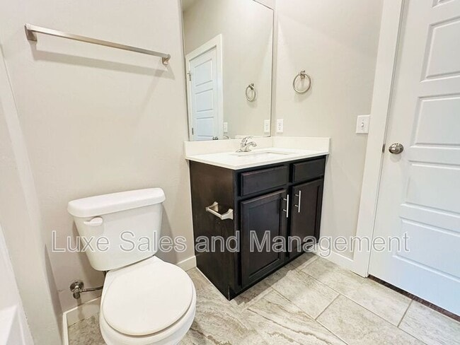 Building Photo - 2116 Camino Del Plaza Ln