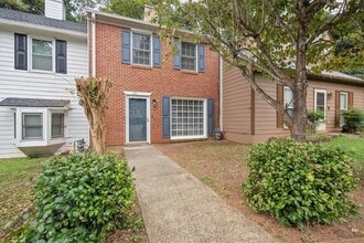 Building Photo - 291 Westland Way SW