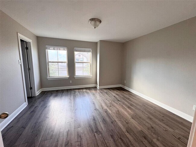 Building Photo - 2214 S Lakeline Blvd