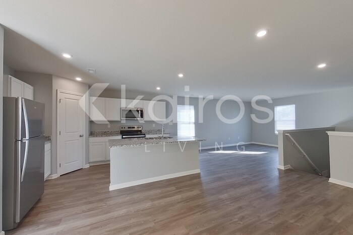 Building Photo - 308 Wild Deer Dr