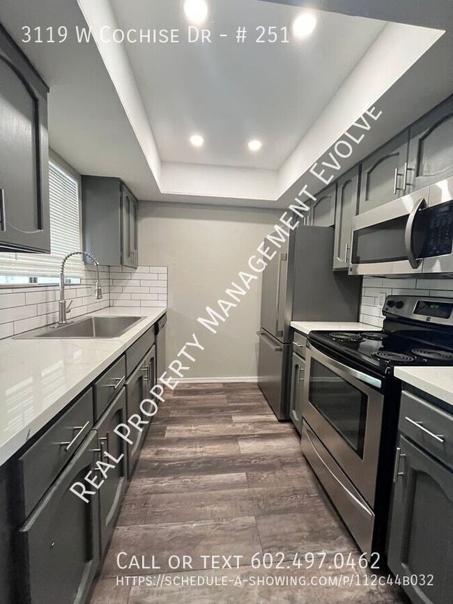 Building Photo - 3119 W Cochise Dr