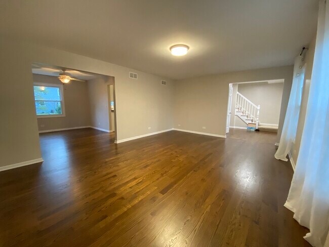 Building Photo - 1332 Culpepper Dr