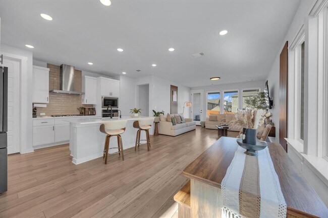 Building Photo - 6404 Mallord Brook Bend