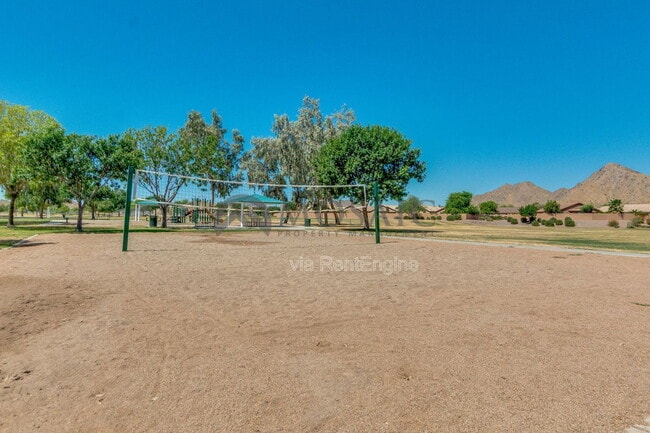 Building Photo - 2035 W Gold Dust Ave