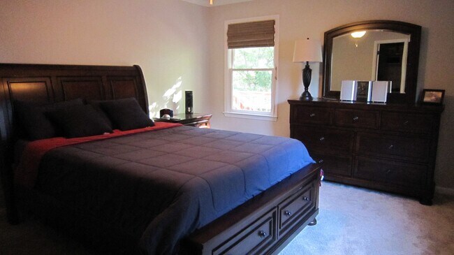 Building Photo - Exclusively Offered by Muse Realty Rentals