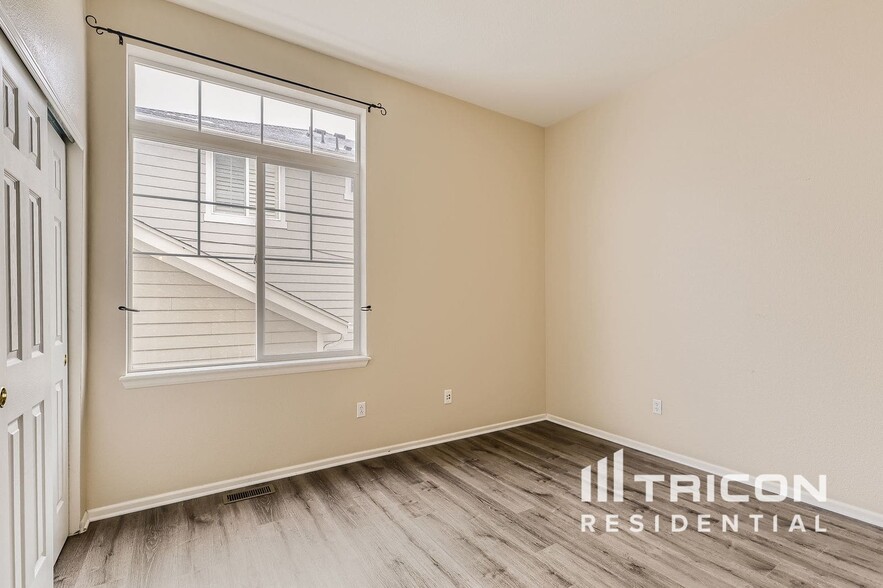 Building Photo - 7302 Serena Dr