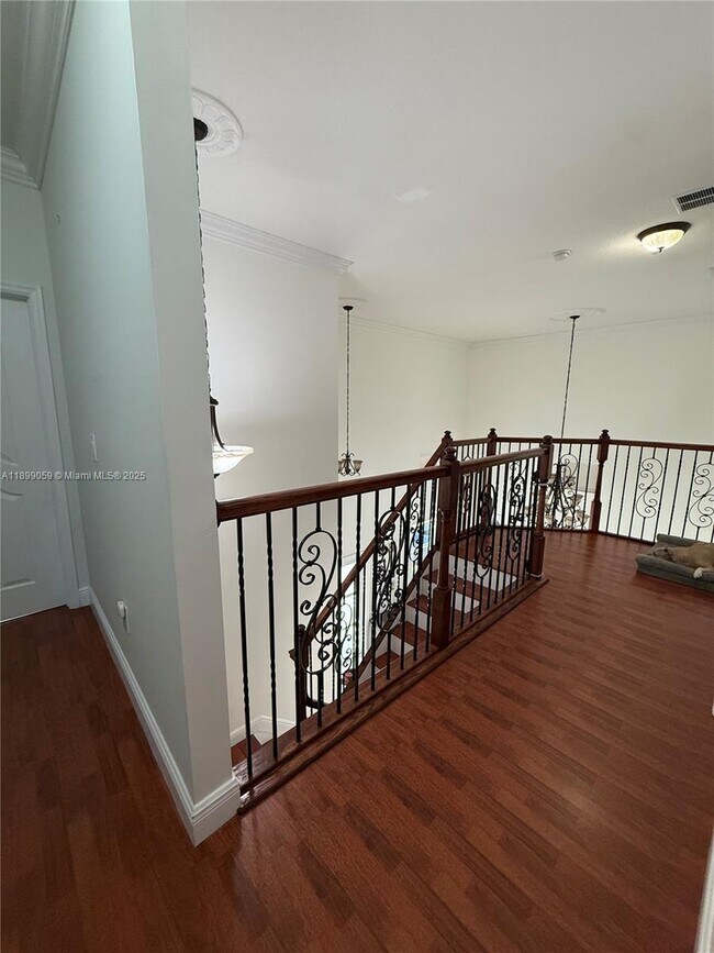 Building Photo - 2807 SW 145th Ave