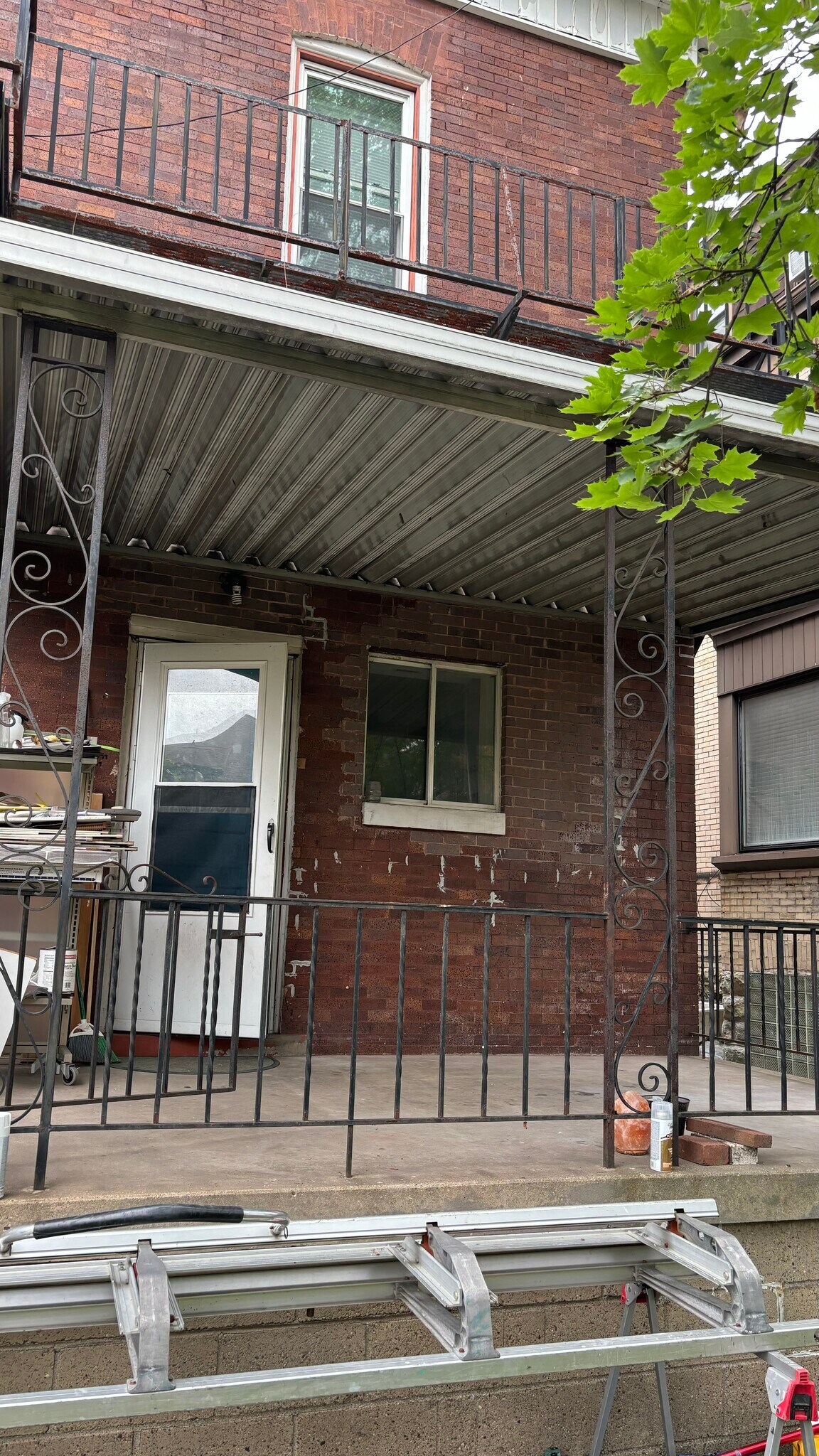 Back Porch - 343 South Fairmount Street