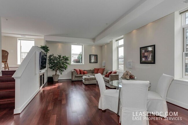 Building Photo - 2425 L St NW