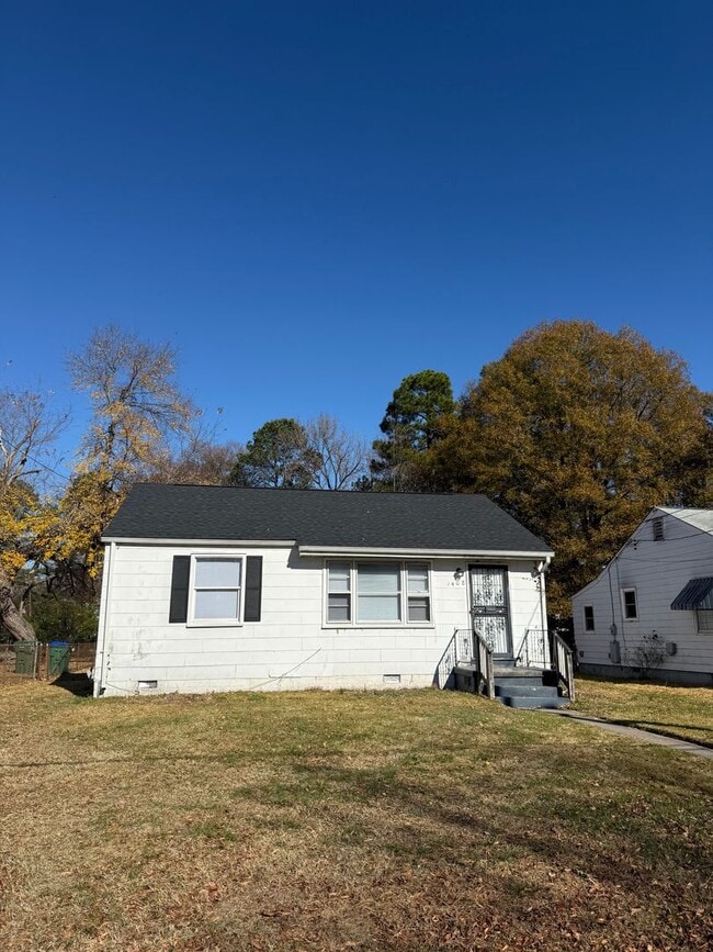 Primary Photo - 4 Bedroom 2 Bath House in Richmond