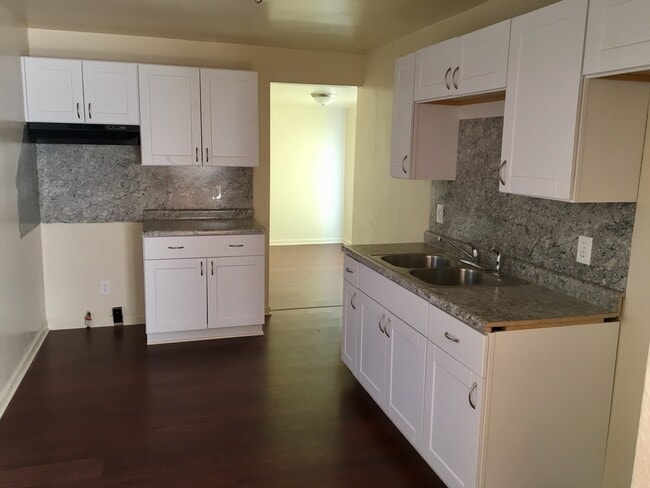 Building Photo - Remodeled 3 Bed/1 Bath Ranch in Burton