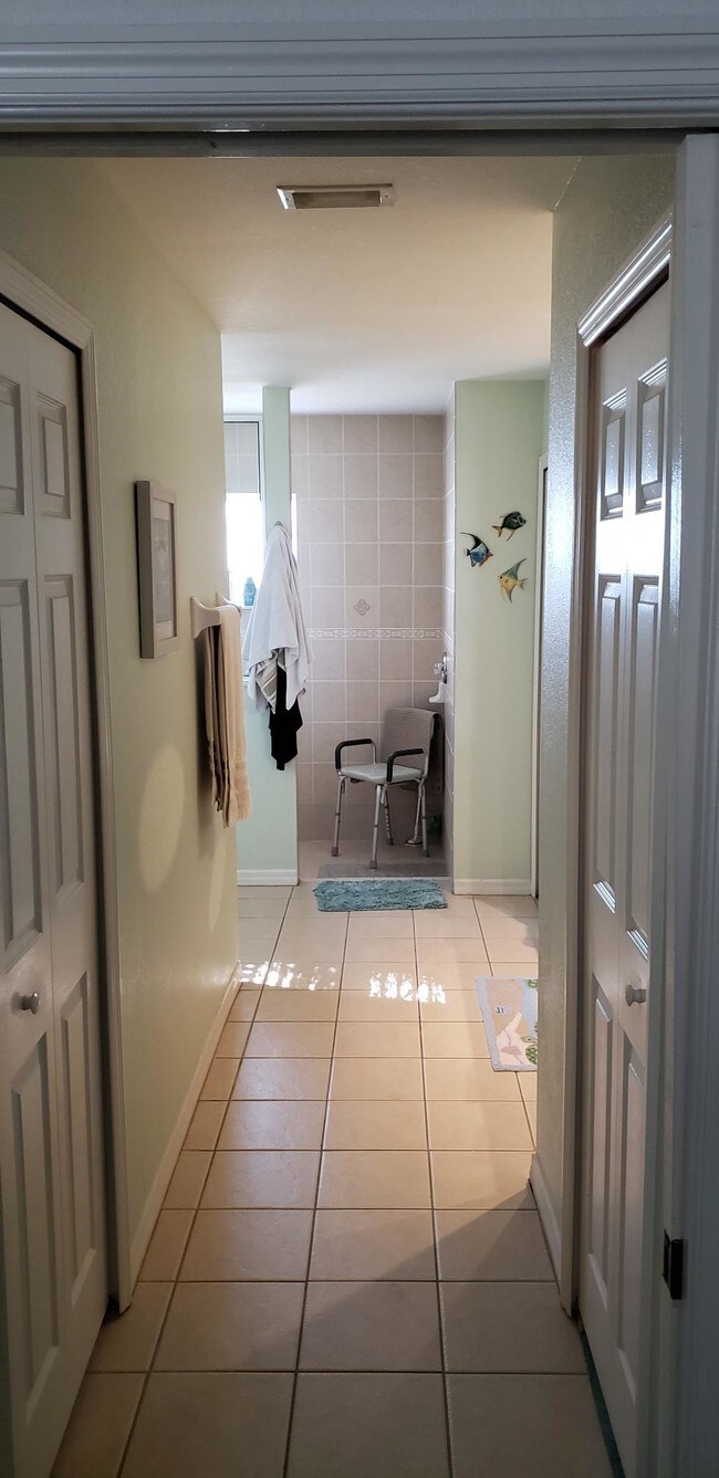 Building Photo - 2619 NW 1st St