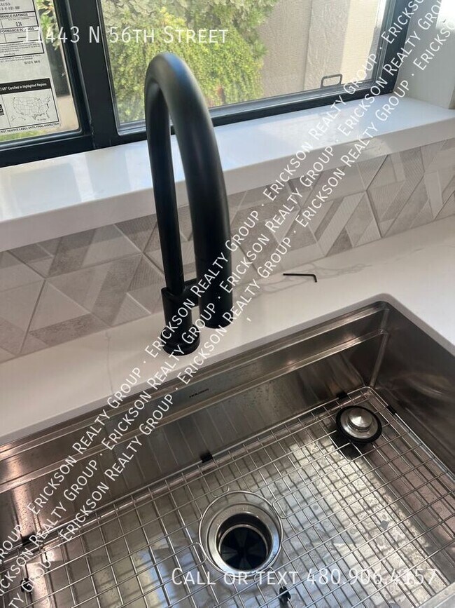 Building Photo - 11443 N 56th St