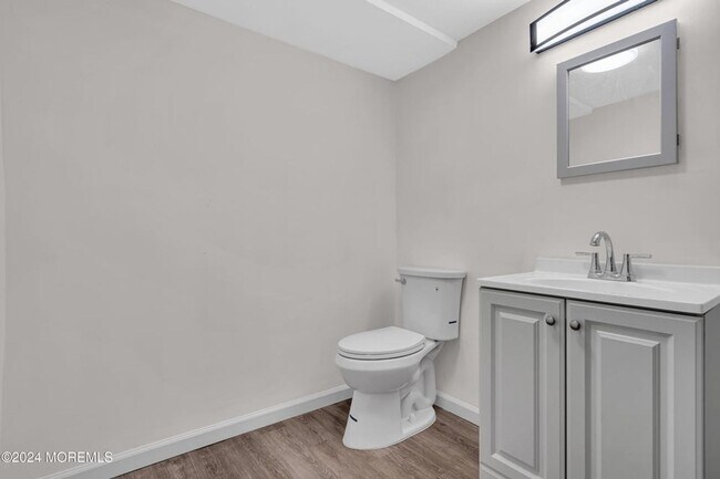 Building Photo - Take a look on this beautiful corner property