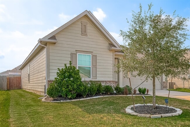 Building Photo - 1017 White Birch Ln