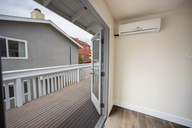 Building Photo - Bright 2BR with Private Balcony, In-Unit Laundry & Attached Garage in the Heart of La Jolla