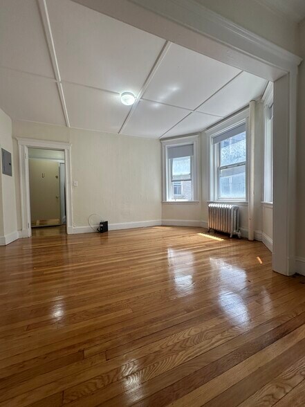 Building Photo - 1161 Boylston St