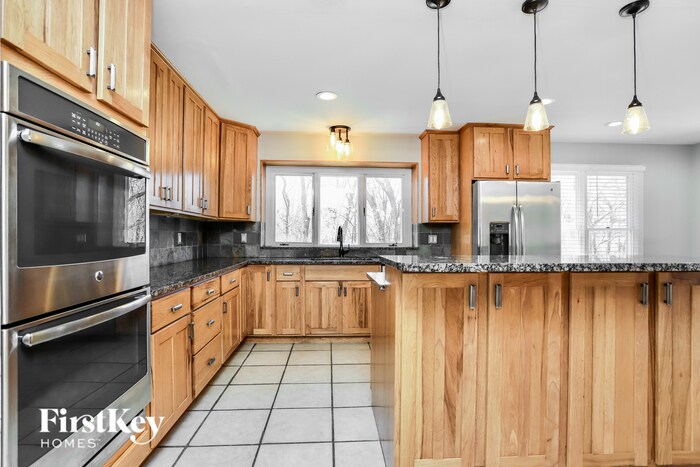 Building Photo - 16342 Peppermill Dr