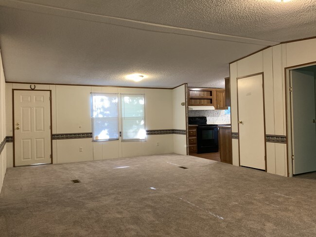 Building Photo - 127 John Lewis Dr