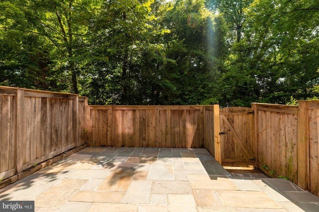 Building Photo - 3954 Georgetown Ct NW