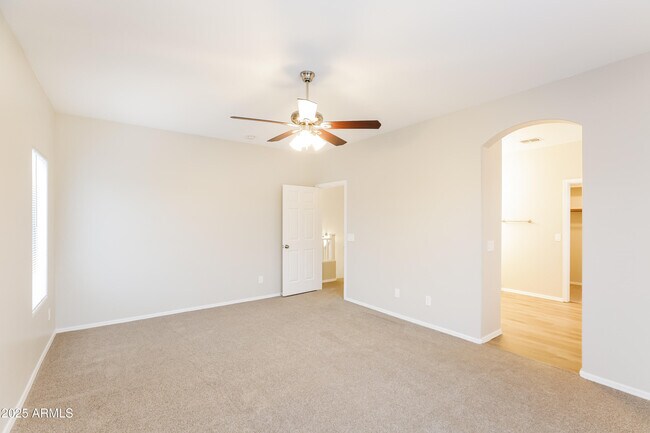 Building Photo - 12210 N 128th Dr