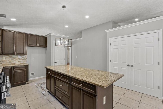 Building Photo - 4680 Sterling Oaks Ct