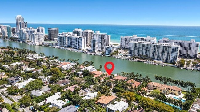 Building Photo - 5661 Pine Tree Dr