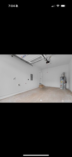 Building Photo - 2201 Dejong Dr