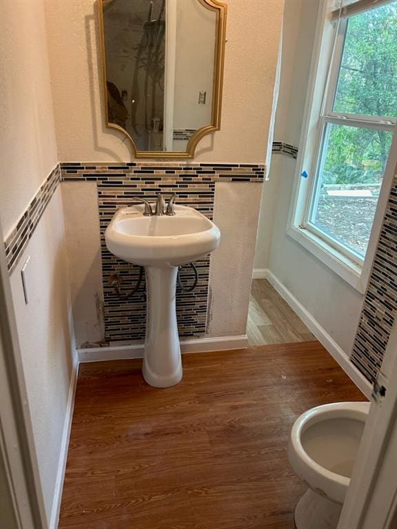 Building Photo - 2509 Little John Ln