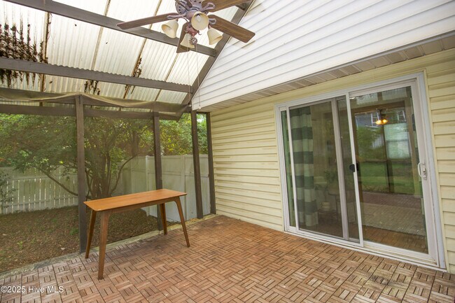 Building Photo - 70 Midlothian Dr
