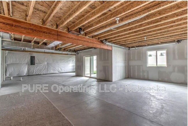 Building Photo - 16513 Heather St