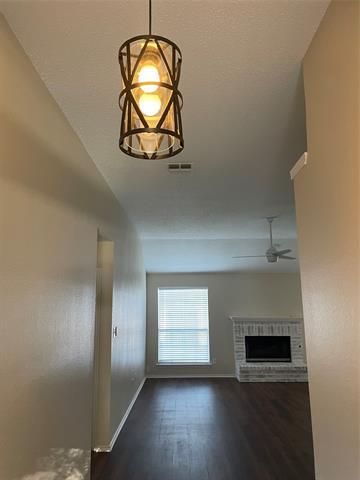 Building Photo - 2149 Willowood Dr