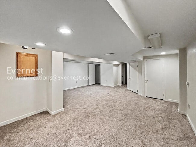 Building Photo - Comfort Meets Community in Centennial with 2 Car Garage / 3 beds & 3 baths / Available Now!