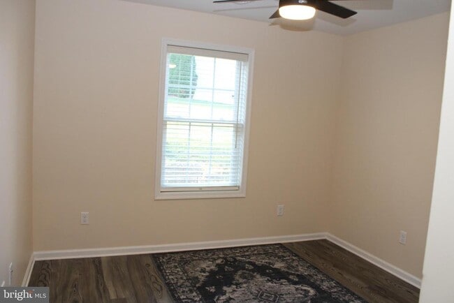 Building Photo - 775 DRIVE