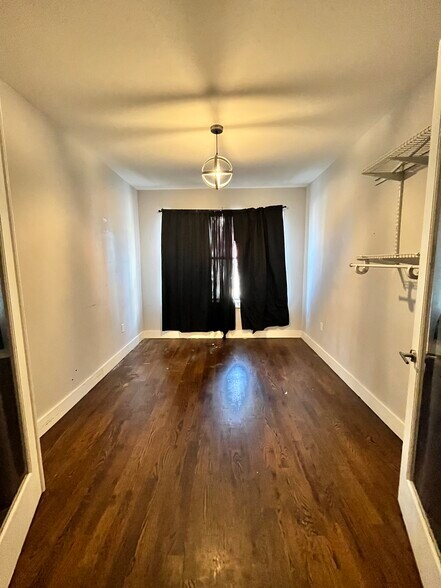 615 Bramhall Ave 1R - 618 Bramhall Ave
