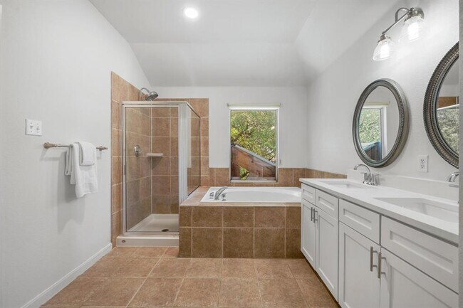 Building Photo - 10016 Barbrook Dr