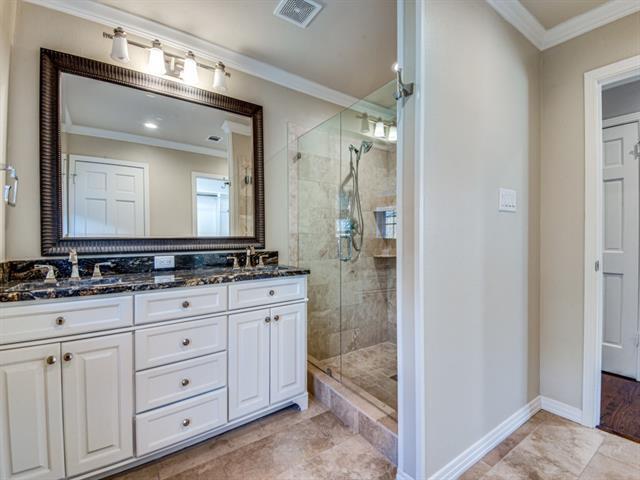 Building Photo - 5809 Northmoor Dr