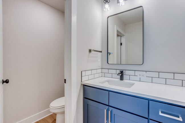 Building Photo - 3554 N Tyler Ct