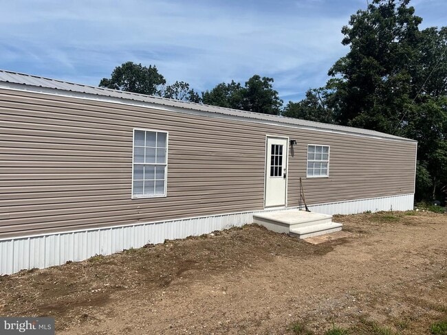 Building Photo - 126 Dugan Ct