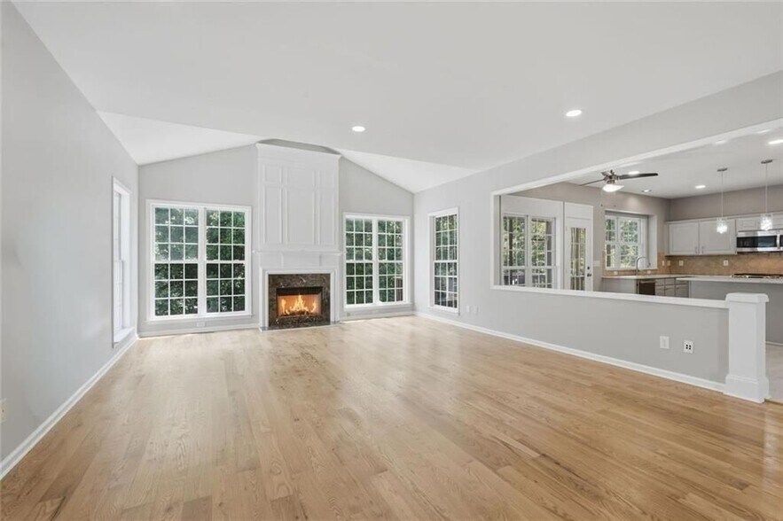 Building Photo - 770 Glastonbury Ct