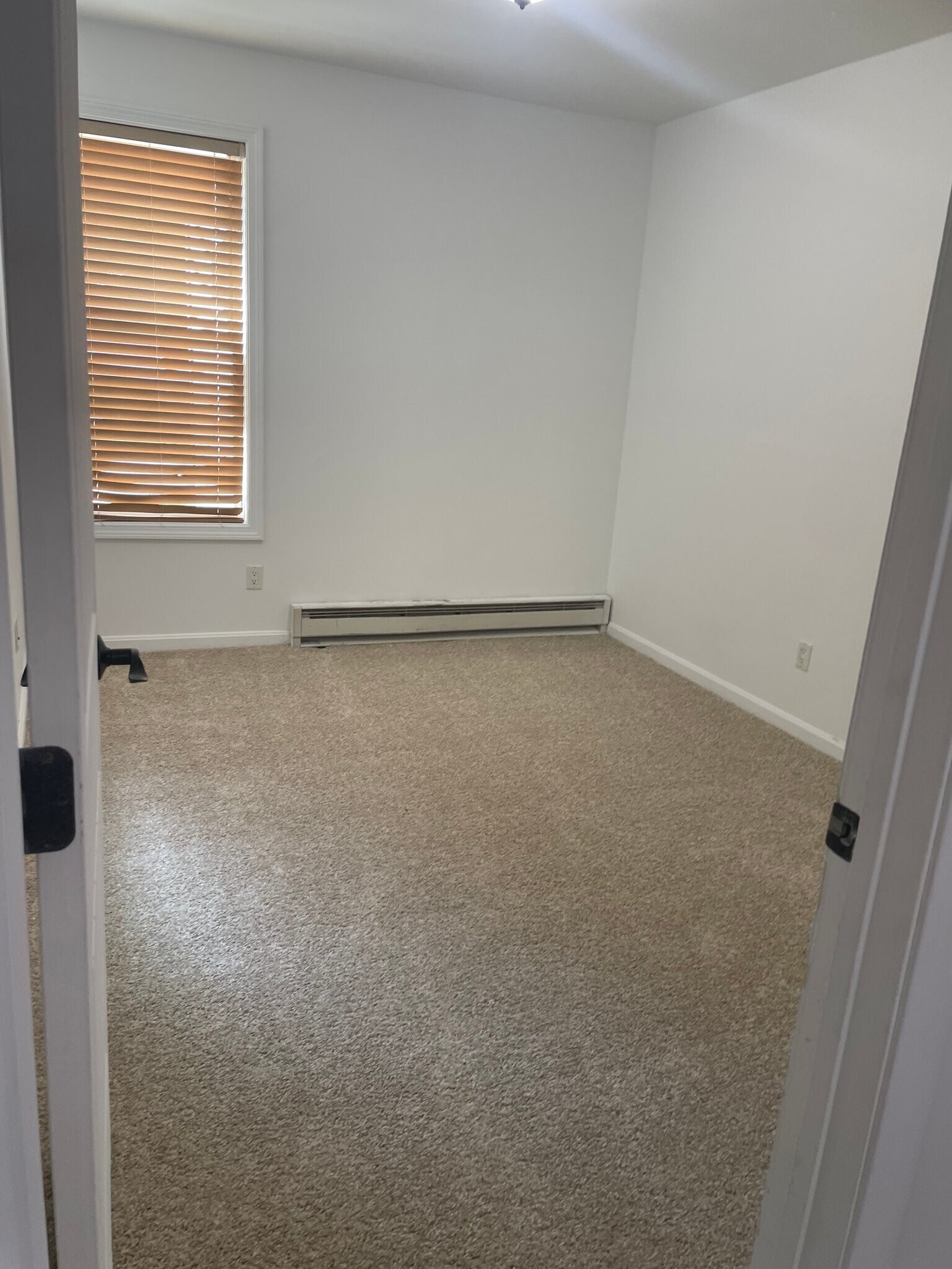 Building Photo - 35 Belknap St