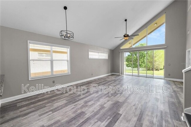 Building Photo - 30816 Pumpkin Ridge Dr